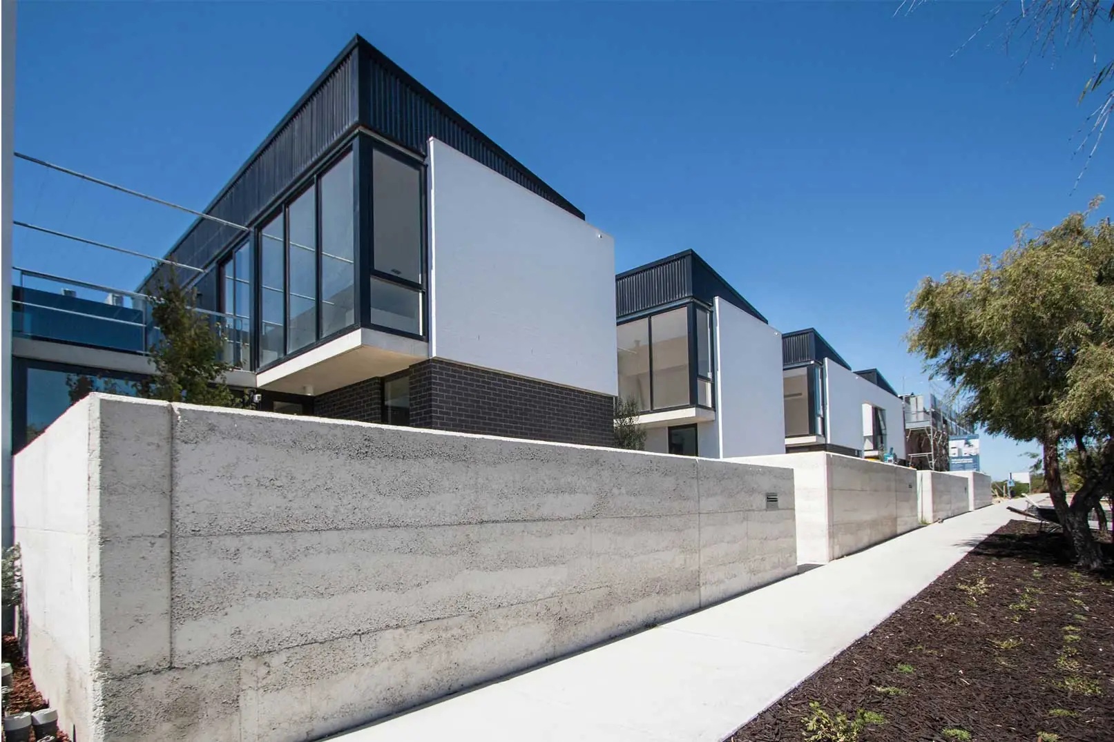 How Multi-Unit Development Services in Perth Maximise Land Value?